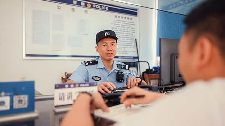 汗水挥洒训练场，五月练兵正当时